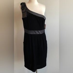 Jessica Simpson Bow One Shoulder Velvet Dress Black Satin Trim size 12